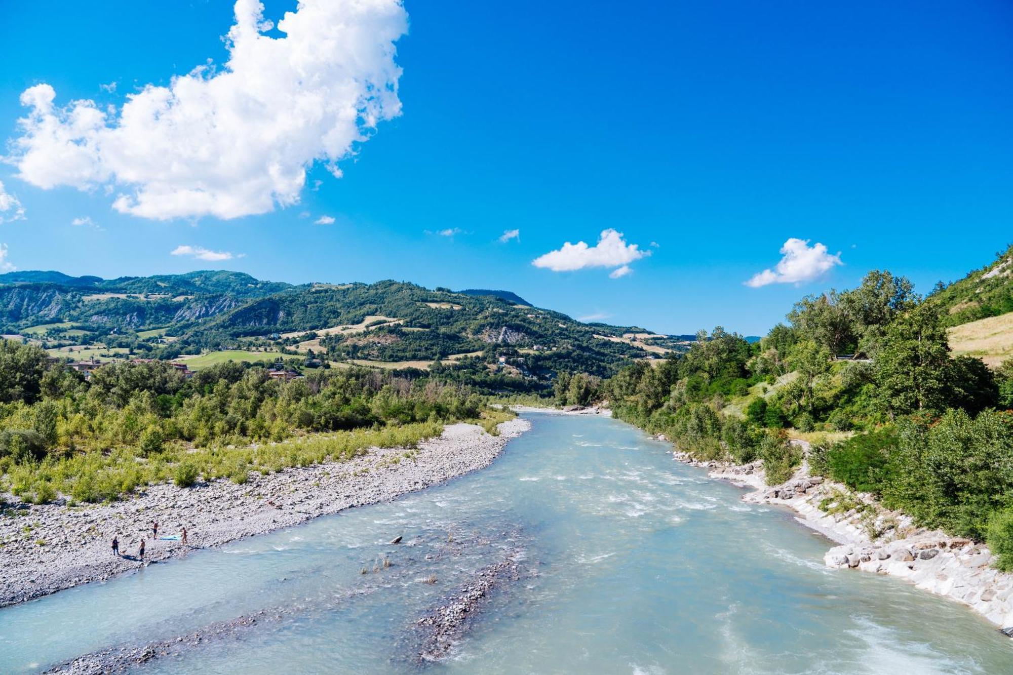 Soggiorno In Valle Bobbio Exteriör bild