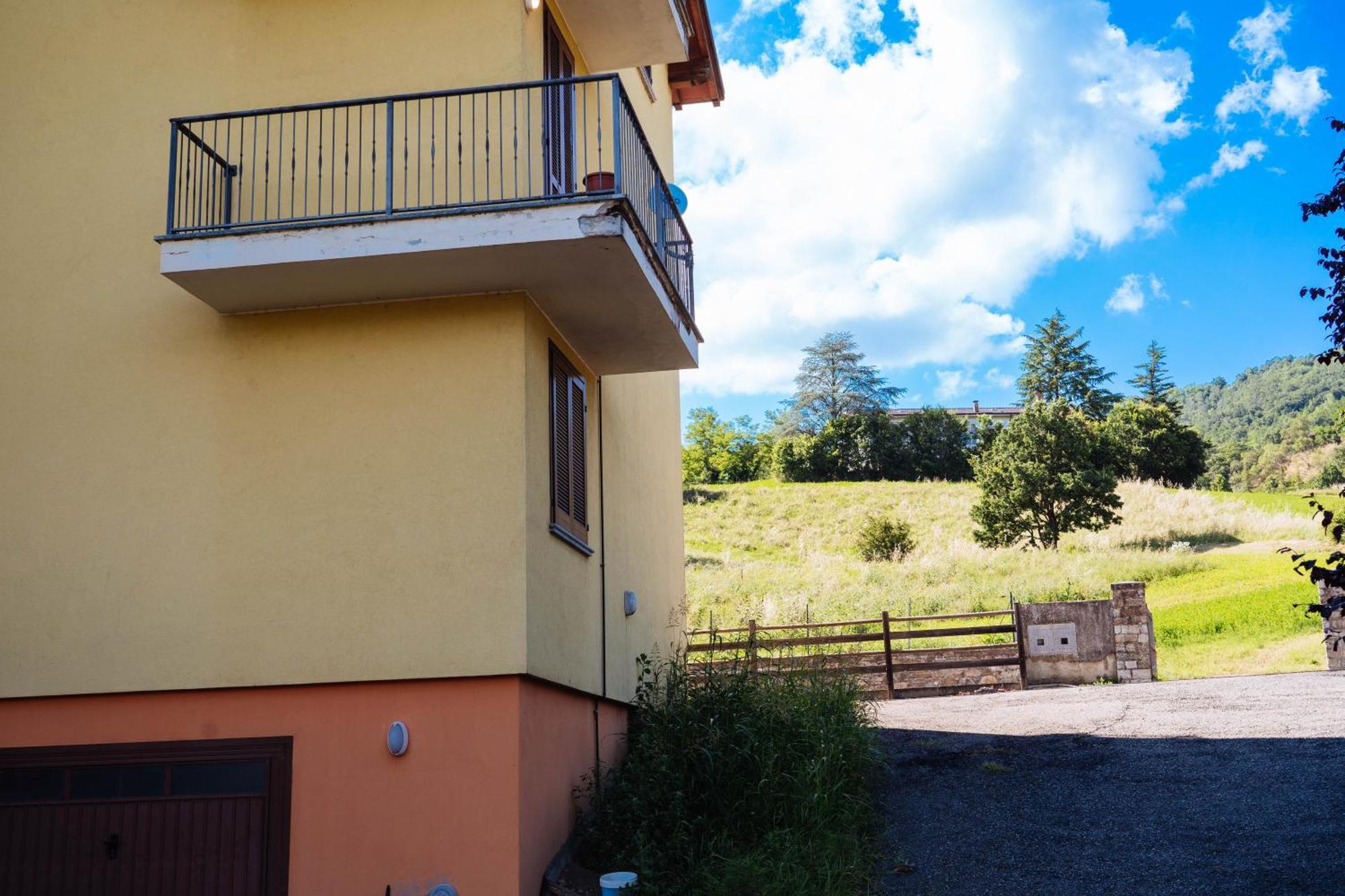 Soggiorno In Valle Bobbio Exteriör bild
